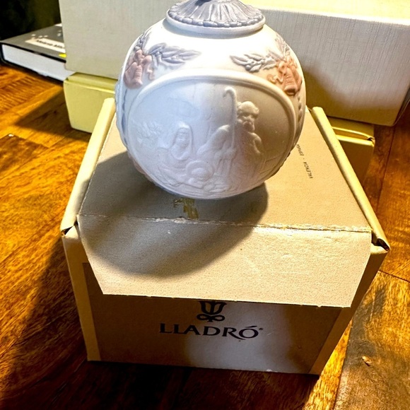 LLadro Christmas 🎄 tree ornament Vintage 1991 in the original box never used - Picture 4 of 7